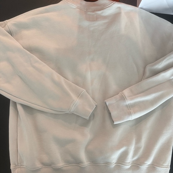 Abercrombie New York Giants Cream Graphic Crewneck Sweatshirt - Picture 5 of 5